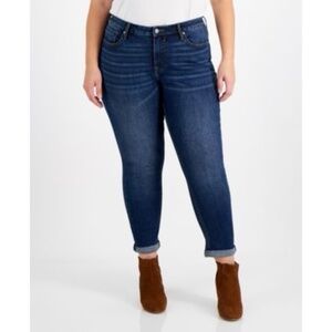 Vigoss | Thompson Tomboy Mid Rise Plus Size Denim Curve Hugging Straight Jeans